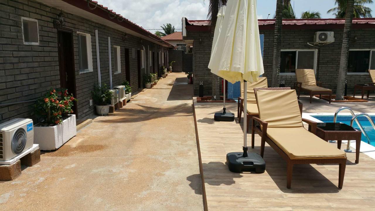 Hotel Des Jardins Abidjan Exterior photo