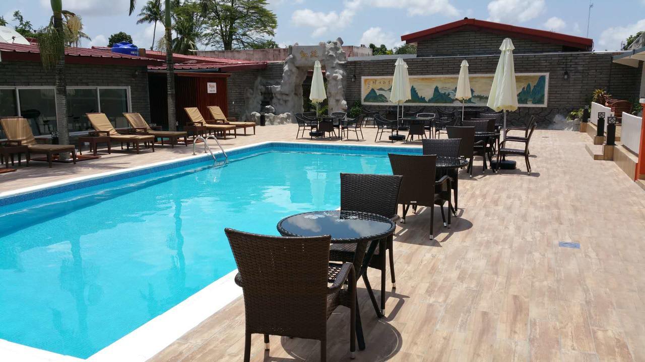 Hotel Des Jardins Abidjan Exterior photo