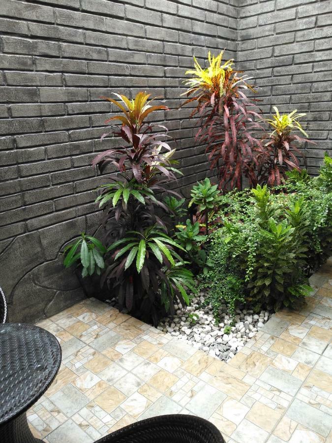 Hotel Des Jardins Abidjan Exterior photo